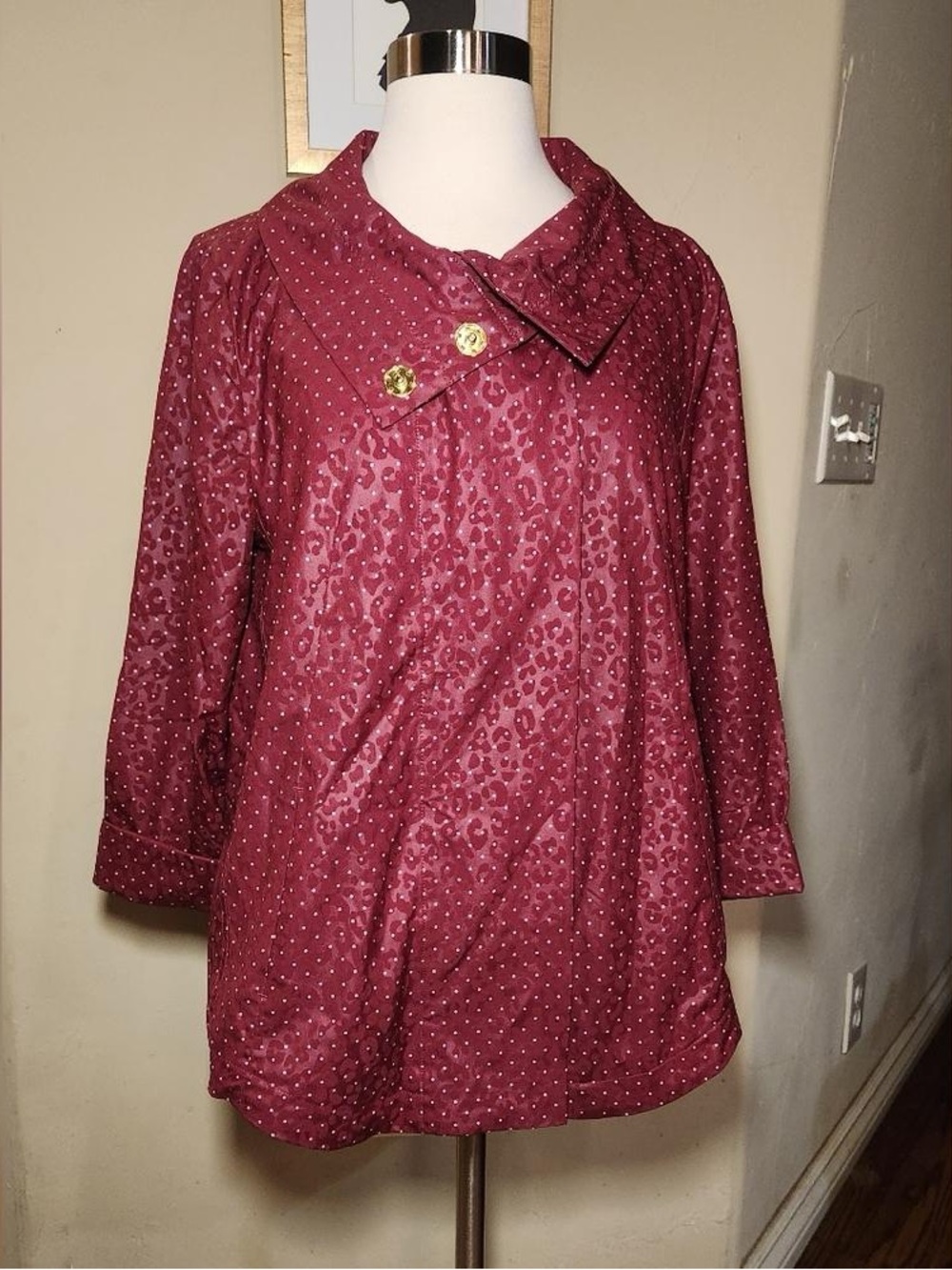 Women’s Burgundy Button-Accent Coat with Subtle Animal Print